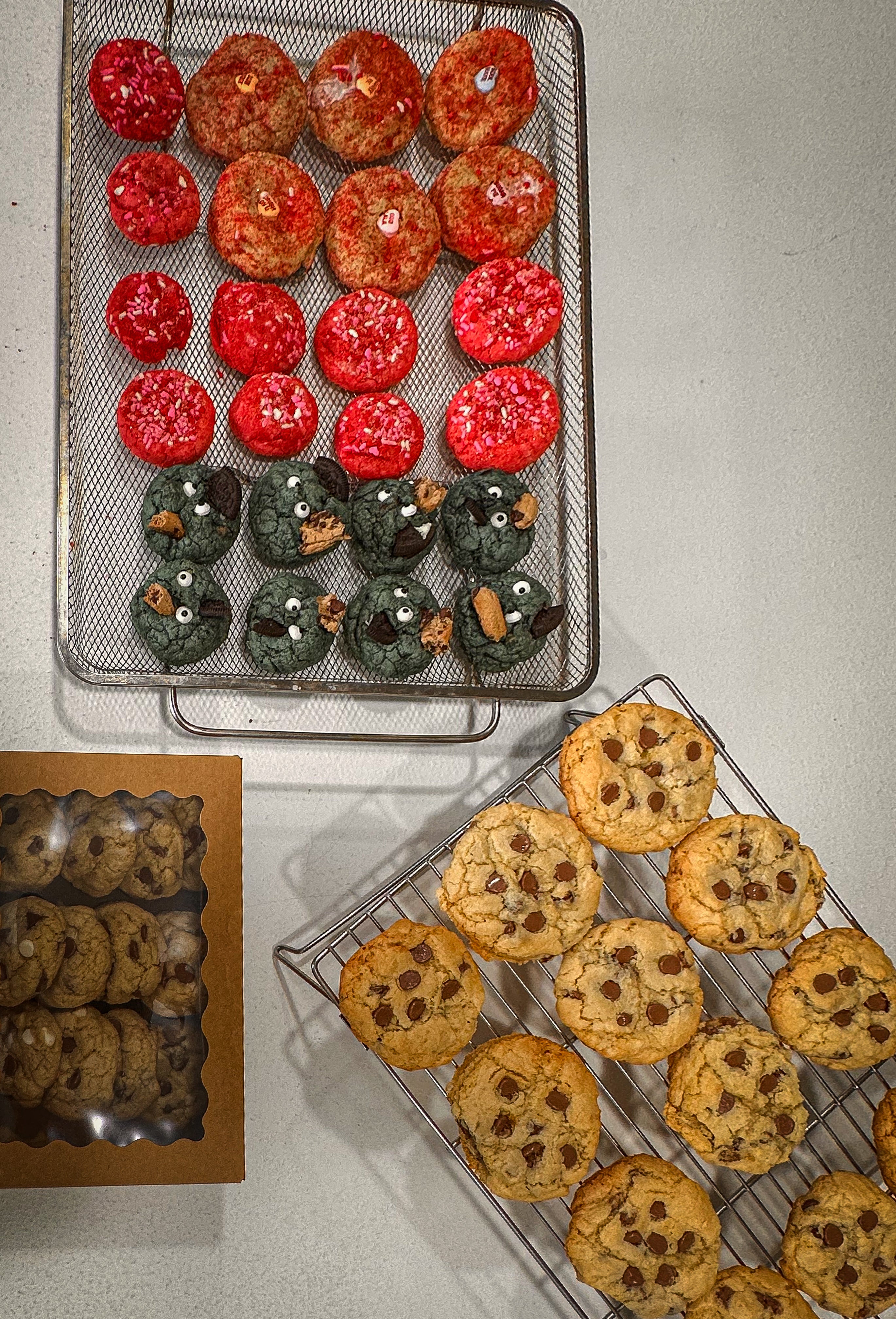 Assorted flavored Cookies (12)